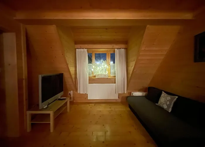 Dom Numer 3 * 扎科帕内